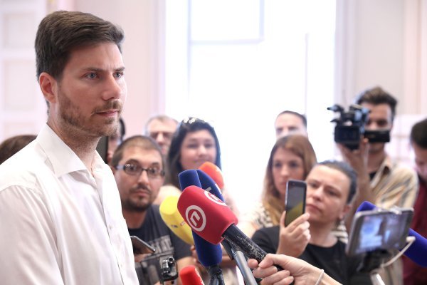 Ivan Pernar prilikom objave da napušta Živi zid