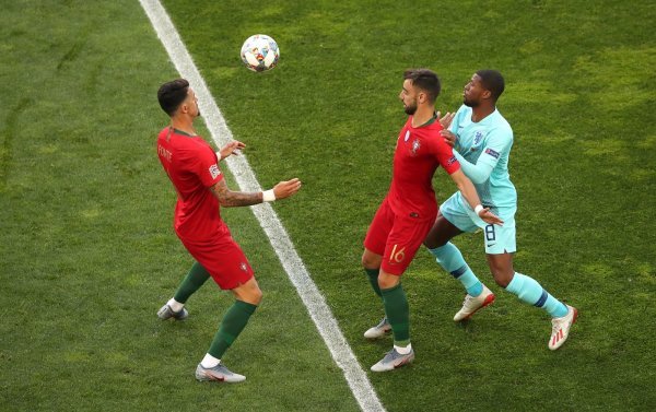 Portugal (Jose Fonte, Bruno Fernandes) - Nizozemska (Georginio Wijnaldum)