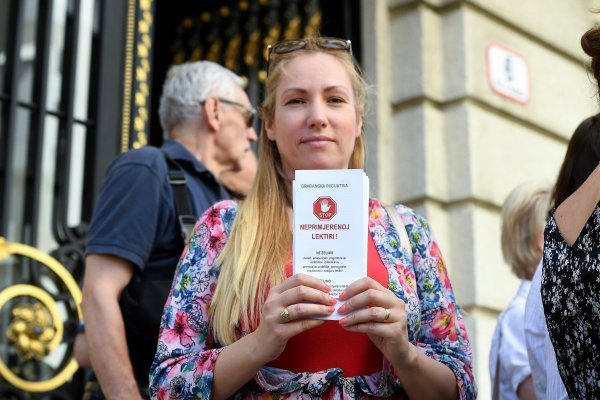 Press konferencija inicijative STOP neprimjerenoj lektiri