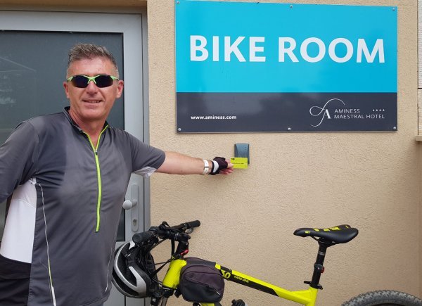 Bike hotel Maestral