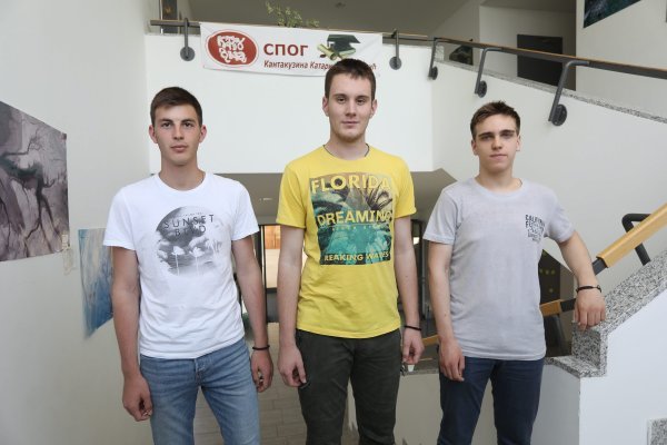 Aleksandar Medić, Đorđe Subotić i Siniša Nenadović, učenici Srpske pravoslavne gimnazije, pobijedili na natjecanju iz hrvatskog jezika