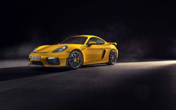 Porsche 718 Cayman GT4