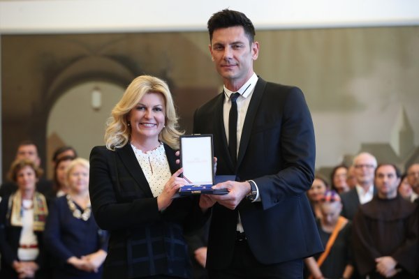 Predsjednica Grabar-Kitarović uručila odlikovanja povodom Dana državnosti