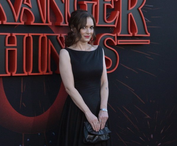 Winona Ryder na premijeri nove sezone serije 'Stranger Things'
