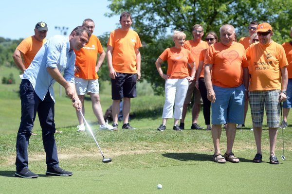 Sveti Martin na Muri: HNS-ovci se družili nakon konferencije za medije