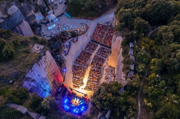 4 tenora na Cave Romane Festivalu