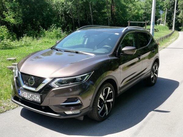 Nissan Qashqai 1.3 DIG-T 160 DCT Tekna