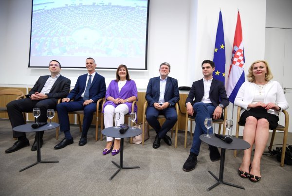 Predstavljeni hrvatski zastupnici u EU parlametnu