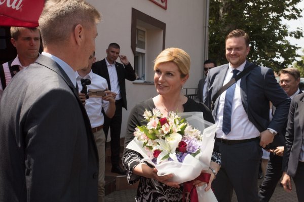 Predsjednica Republike Hrvatske Kolinda Grabar-Kitarović obišla Državnu ergelu Đakovo