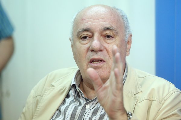 Žarko Puhovski, politički analitičar