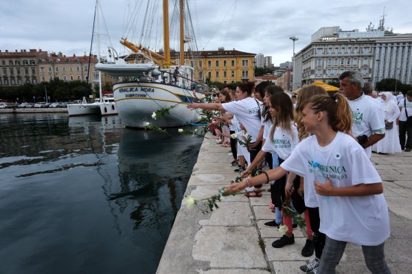 U Rijeci održan mimohod povodom obljetnice genocida u Srebrenici