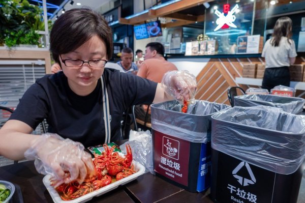 Nova politika razvrstavanja otpada zadaje velike glavobolje stanovnicima Šangaja