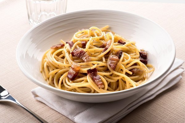 Tjestenina alla carbonara