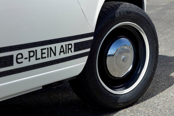 Renault e-Plein Air ima gume dimenzija 165/65 R 13