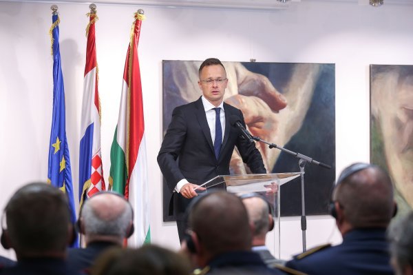 Dodijeljena odlikovanja hrvatskim državljanima koji su sudjelovali u spašavanju stradalih Mađara