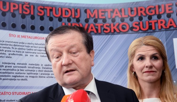 Damir Boras i dekanica Metalurškog fakulteta Zdenka Zovko Brodarac