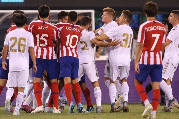 Naguravanje Real i Atletica