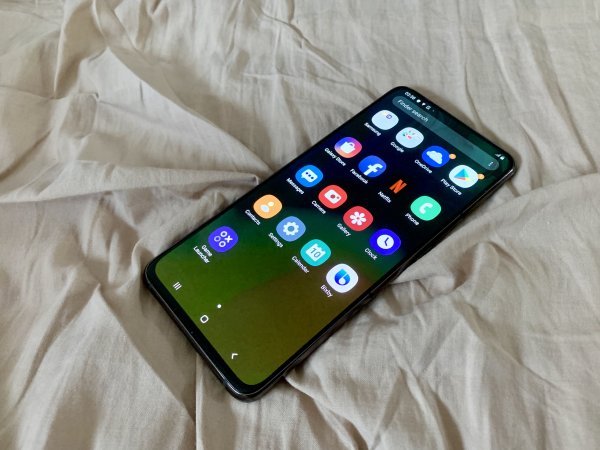 Samsung Galaxy A80