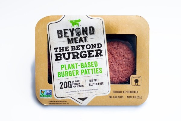 Beyond Burger se aromom još nije potpuno približio klasičnim hamburgerima