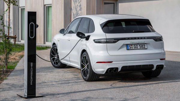 Cayenne Turbo S E-Hybrid