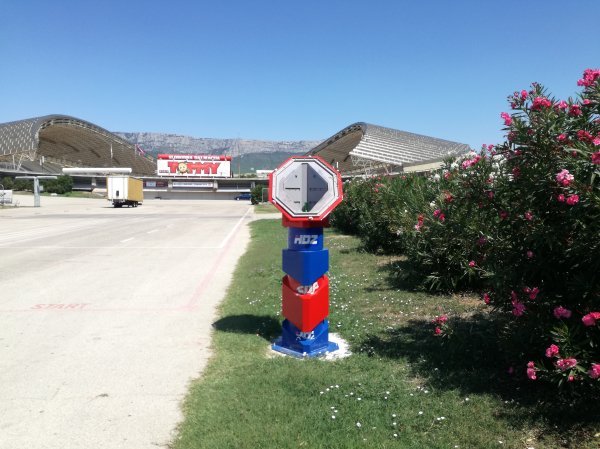 Devastiran fotostup u Splitu