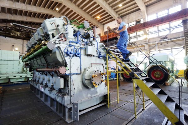 Dizelski motor iz nuklearne elektrane Smolensk stigao na remont