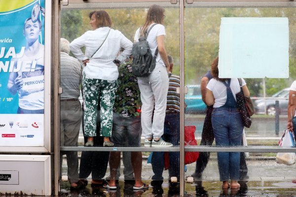 Grmljavinsko nevrijeme s kišom u Zagrebu
