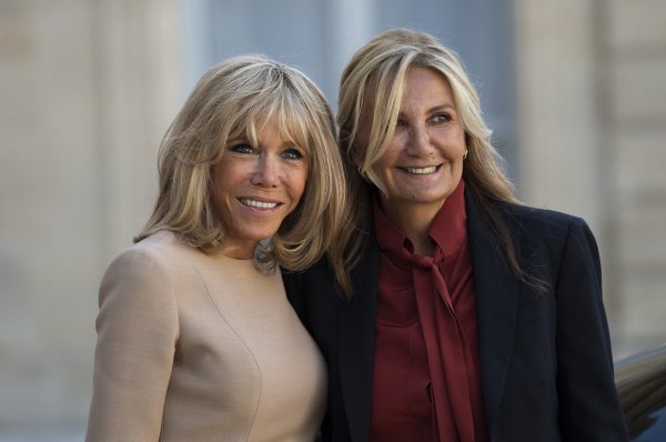 Brigitte Macron i Mareva Grabowski