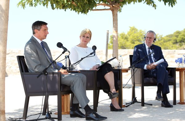 Izjave Grabar-Kitarović, Pahora i Van der Bellena nakon sastanka u Šibeniku