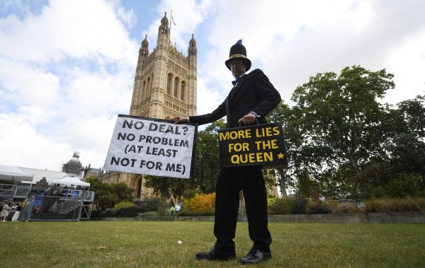 Prosvjednici koji se protive Brexitu