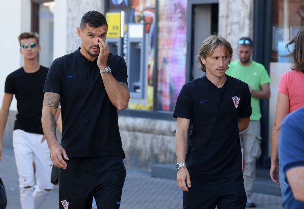 Dejan Lovren i Luka Modrić u šetnji centrom Zagreba