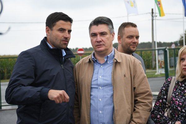Zoran Milanović i Davor Bernardić obišli Međunarodni jesenski bjelovarski sajam