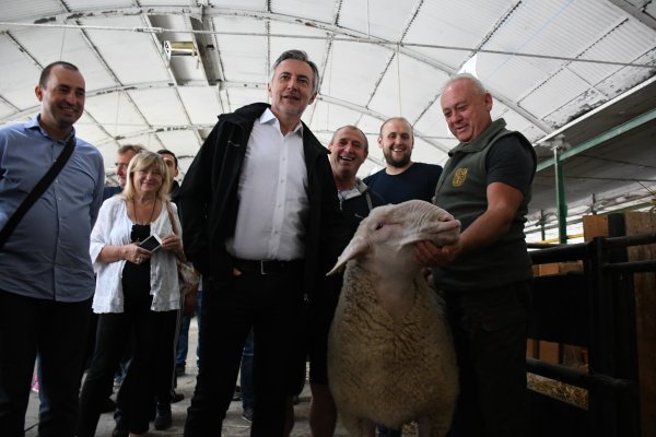 Miroslav Škoro obišao Međunarodni jesenski bjelovarski sajam