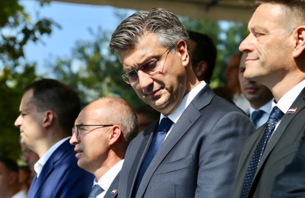 Solin: Andrej Plenković prisustvovao procesiji povodom Male Gospe