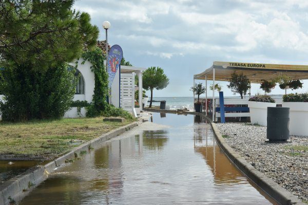 Zbog obilne kiše poplavljeni neki dijelovi Medulina