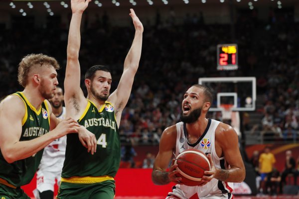 Francuska (Evan Fournier) - Australija