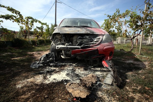 Konjsko: Gorjela tri kamiona, auto i kontejneri