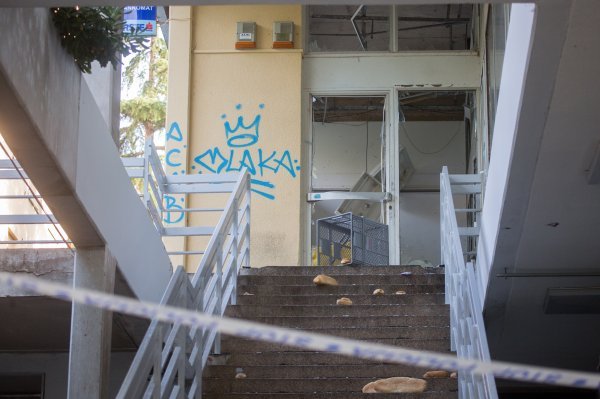 Rijeka: Pljačkaši tijekom noći raznijeli bankomat na Kantridi