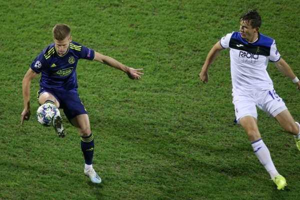 Dinamo - Atalanta, Dani Olmo i Marten de Roon