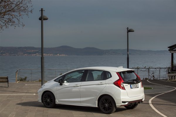 Treća generacija Honda Jazz 1.5 i-VTEC (2018.) ima samo benzinske motore