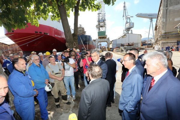 Andrej Plenković u brodogradilištu 3. maj