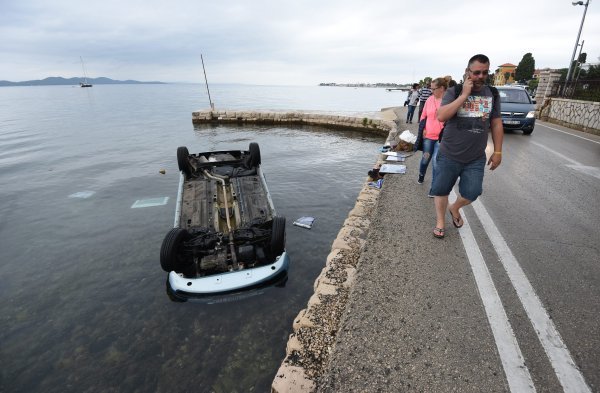 Puntom sletio u more u Zadru