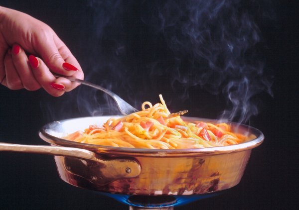 Jedan od trenutaka u kojemu špageti carbonara mogu postati tek tjestenina s kajganom, slaninom i sirom