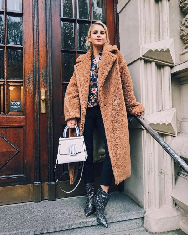 Caroline Daur