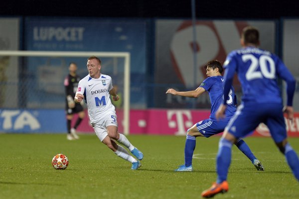 NK Slaven Belupo - NK Osijek (Laszlo Kleinheisler)