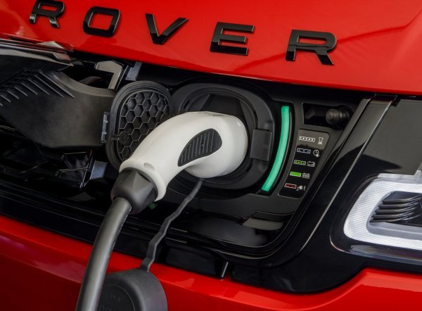 Plug-in hibridni P400e je najučinkovitiji model u Range Rover Sport obitelji