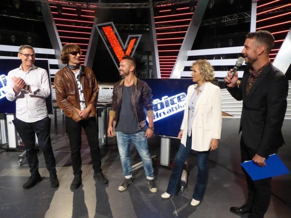 The Voice voditelj i mentori