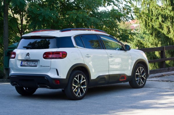 C5 Aircross Shine BlueHDI 180 S&S EAT8