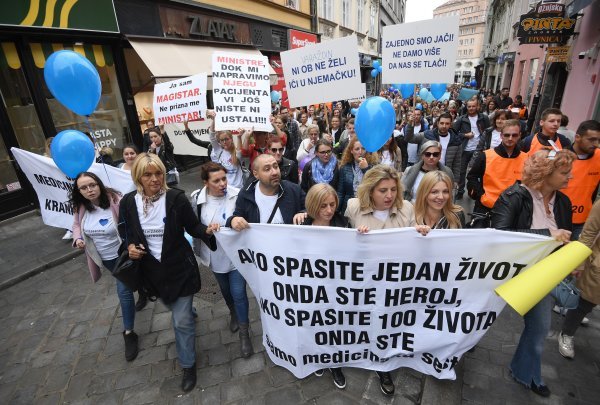 Prosvjed medicinskih sestara u Zagrebu