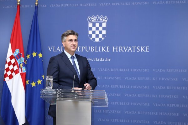 Andrej Plenković na konferenciji za medije o Dubravki Šuici